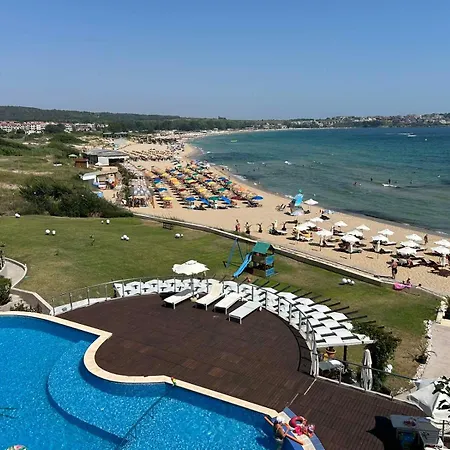 Apartment White Lily Sozopol